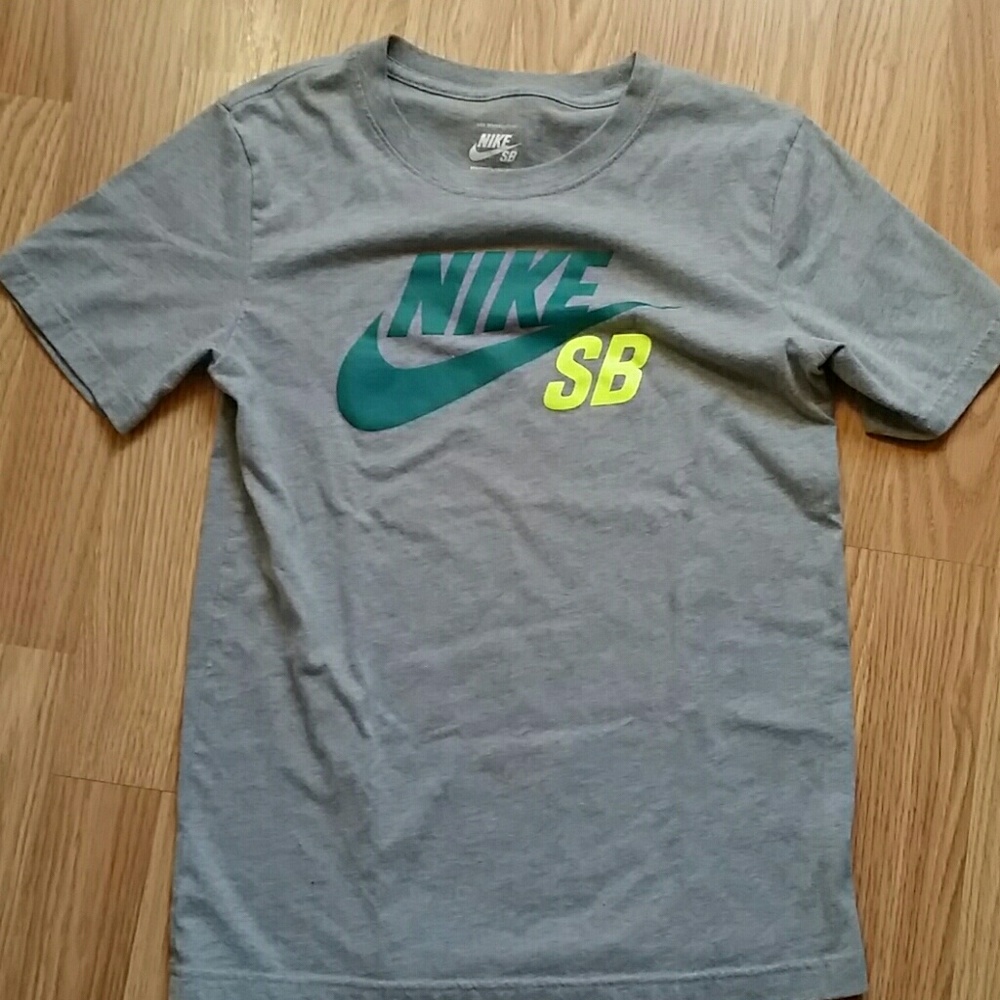 Boy's tee